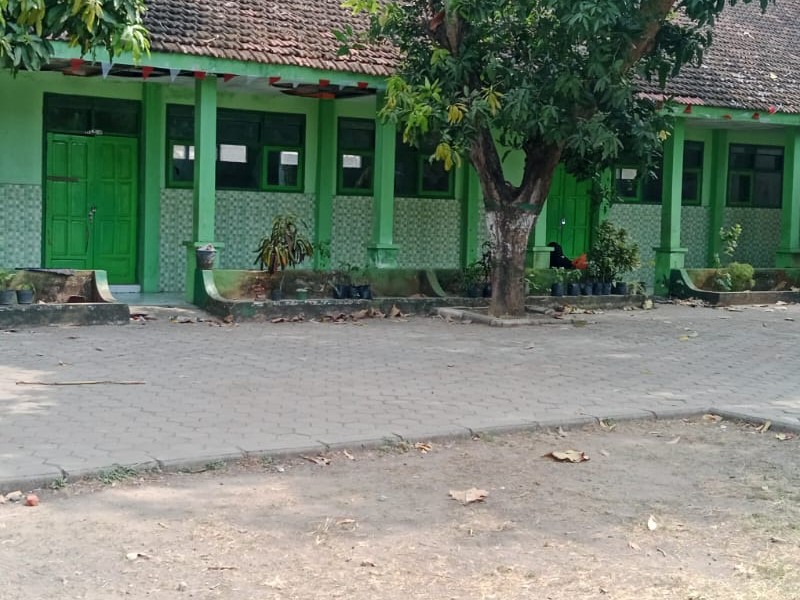 Halaman Sekolah